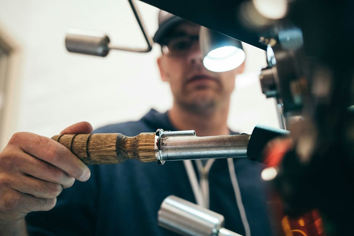 Une recherche de fuite par un professionnel : Guide complet - WATIO
